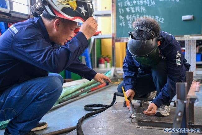 17年拿了5个寰宇总冠军 他们凭什么 爱重与坚执成就光泽