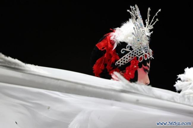 “主角”是如何真金不怕火成的——“一场戏”的台前幕后